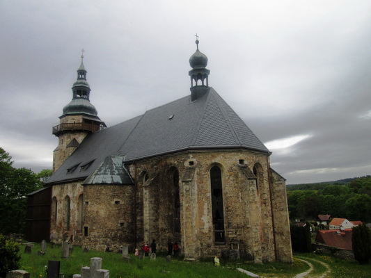 Opevněný kostel v Horním Slavkově.